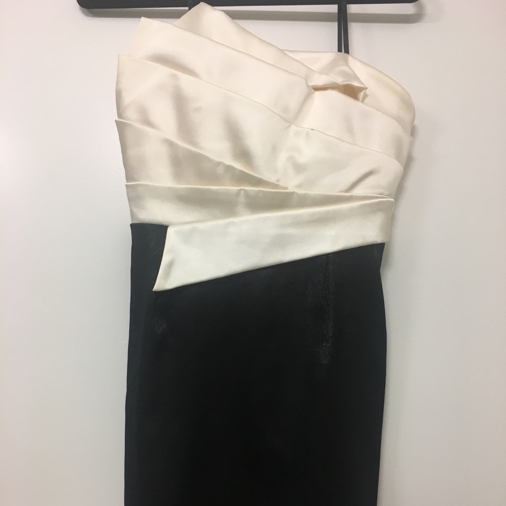 Above-the-knee cocktail dress